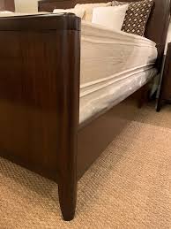 Find new and used bedroom sets for sale in your area or sell your bedroom furniture to local buyers. Henredon Bedroom Set