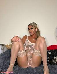 Hollyerinx Nude OnlyFans Leaked Photo #10 - TopFapGirls