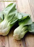 Is Chinese leaf the same as pak choi?