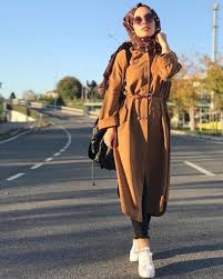 Berbagai macam manfaat menggunakan hijab bagi muslimah. Trench Coats With Hijabi Styling Ideas Just Trendy Girls Pay Fashion Best Model Pakaian Model Pakaian Hijab Gaya Busana