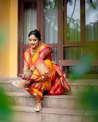 wedding nauvari saree looks