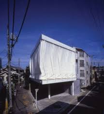 13 Shigeru Ban Curtain Wall House