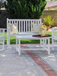 painting outdoor wood furniture like a