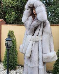 Luxury Blue Fox Coat Fur Coat With
