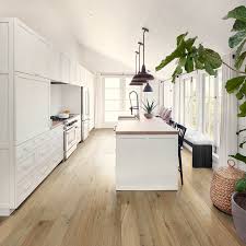hardwood floors in the kitchen yes