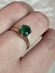 vine 10k yellow gold green solitaire