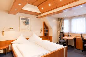 Hotel haus wilms wassenberg is rated 4 stars and comprises 15 rooms with homely comforts. Hotel Haus Wilms Deutschland Wassenberg Booking Com