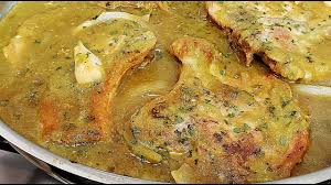 pork chops in green salsa smothered