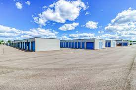 storage facilities in lansing mi