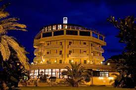 Highlights at this hotel include a restaurant, a bar/lounge, and a rooftop terrace. David Palace Hotel 78 9 5 Prices Reviews Porto San Giorgio Italy Marche Tripadvisor