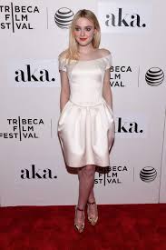 Her father was a former minor league baseball player and her mother a former tennis professional. Dakota Fanning Says People Think She S Still 9 Years Old