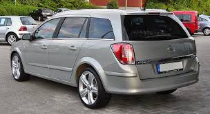 Es handelt sich um motor von 1.7 liter hubraum mit vorderradantrieb und schaltgetriebe mit 5 gänge. Fuelings Opel Astra H Caravan Elegance 1 7 Cdti Year 2004