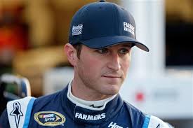Kasey Kahne, Tony Stewart Hold This Week&#39;s Chase Wild Card Hands - 161770348_10