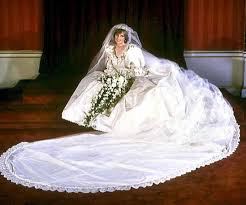 Leider sehe ich keine preise. Das Sind Die 10 Teuersten Brautkleider Der Welt