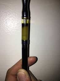 Most people associate dabbing with getting higher and ingesting larger amounts, but a small dab holds the same amount of thc as just sharing a modest unlike a bong in which 100% of the smoke goes in your lungs… half or more of a joint can just drift off in the air depending on how quickly you smoke it. Is This Normal For A Dab Cartridge Waxpen