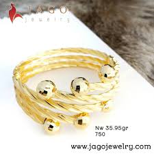 Perhiasan bersertifikat asli yang cocok dipakai untuk anak muda. Subang Anting Anting Emas Subang Emas 916 Terkini 2020
