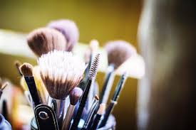 5 makeup brushes every beginner needs