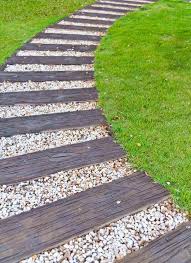 30 Diy Wood Walkway Ideas