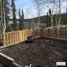 how to build a pallet fence for free