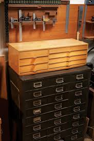 small tools cabinet por woodworking