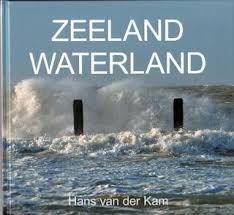 Het belooft een intieme avond te worden met voldoende ruimte voor een. Zeeland Waterland Hans Van Der Kam Gedrukt Boek Bibliotheek Nl