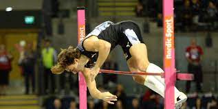 As of june 21, 2009, 71 world records have been ratified by the iaaf (now world athletics) in the event. Mondo Duplantis Breaks Pole Vault World Record Runner S World