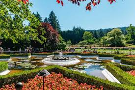 Victoria And Butchart Gardens