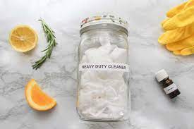 heavy duty cleaner with reusable wipes