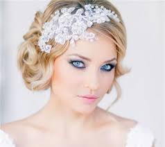 bridal makeup that goes with blue eyes