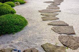 How To Lay A Stepping Stone Walkway