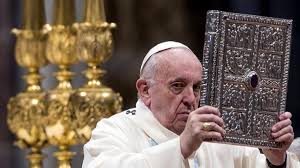 El Papa denuncia la explotación del cuerpo de la mujer y la "humillación"  de la maternidad en la misa de Año Nuevo