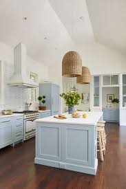 bold paint colors for your kitchen cabinets