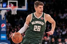 List rules vote for your favorite white nba players. Milwaukee S Korver Takes Leadership Role In Promoting Racial Justice Nba Com