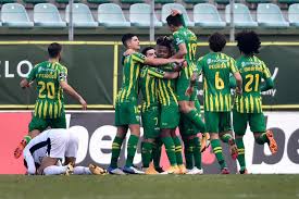 Based on the current form and odds of farense & tondela, our value bet for this match is for this to be a low scoring match and there be under 2.5 goals. Acompanhe O Tondela Farense Ao Vivo I Liga Sapo Desporto