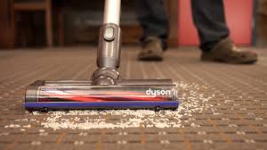 dyson v6 review tested by gearlab