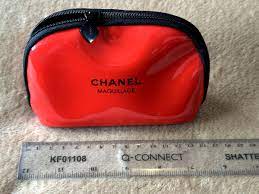 chanel red makeup bag maquillage