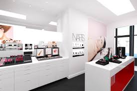 the first nars boutique opens in london