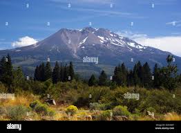 Mount shasta california summer snow hi-res stock photography and images -  Alamy