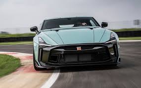 The interior will remain, and the price will see a huge increase compared to the base model of nissan gtr. Vxbcirfhwc3f3m
