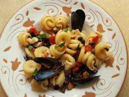 with mussels and beans cozze e ioli