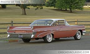 1959 Pontiac Bonneville — Cascadia Classic - Portland Oregon