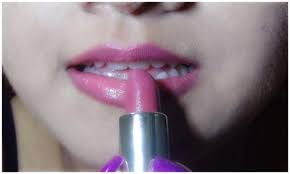 natural ways to make your lips soft and