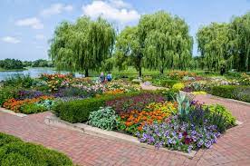 10 Most Beautiful Gardens In Chicago
