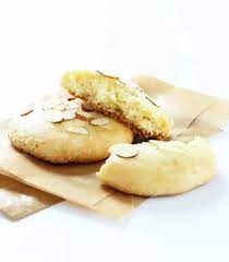 soft gluten free almond cookies that