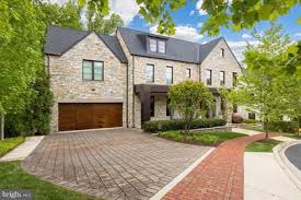 foxhall village dc luxury homes and