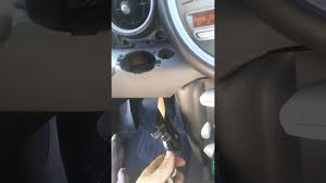 Unlock the door by using your smart fobs built in mechanical key. Mini Cooper Key Fob Not Working Alternate Fix Youtube
