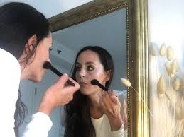 how a pro makeup artist gets ready for