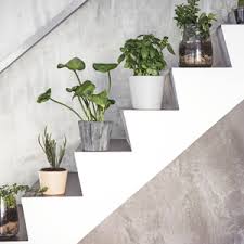Preço ainda mais baixofejka planta artificial em vaso4€ /ud5€ /ud. Como Decorar Escadas Com Plantas Fotos Pinturas E Ate Quadros