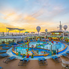 what is a lido deck on a cruise ship