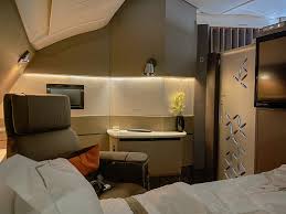 review singapore airlines a380 suites